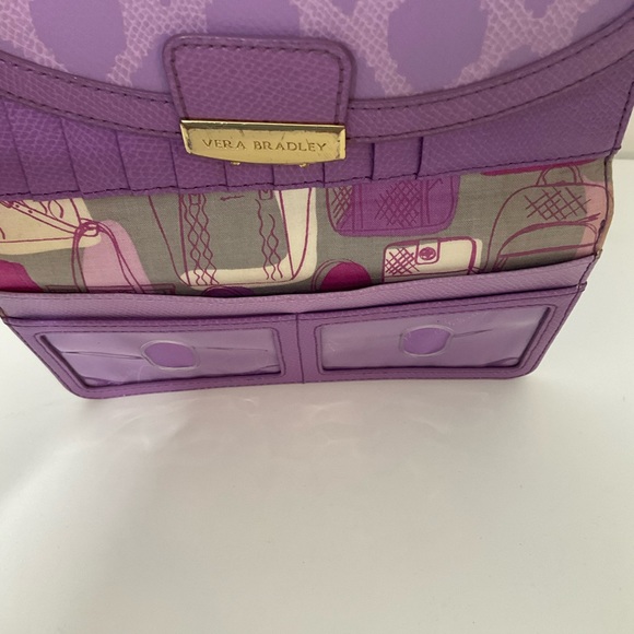 Vera Bradley Ikat Diamonds Lilac Ultimate Clasp & Zipper Closure Wristlet Wallet - Picture 7 of 12